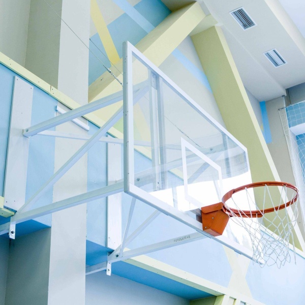 Щит баскетбольный игровой, стекло 10 мм, 1050х1800 мм – фото