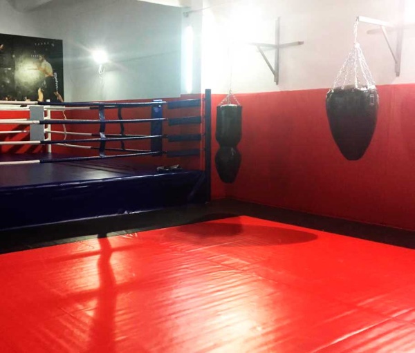 Боксерский мешок SportPanda "Конус", 90 см, диаметр 60 см, 60 кг, красный
