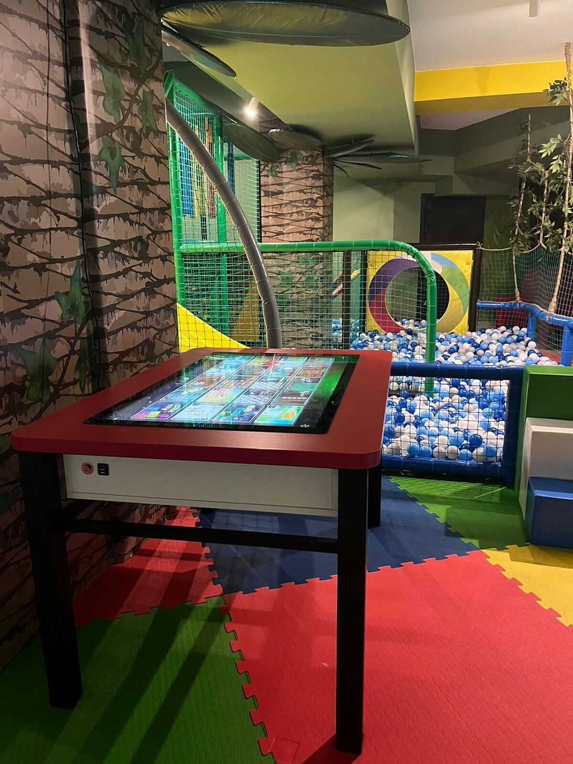 Детский игровой центр «Kids Land» (пос. Лермонтово)
