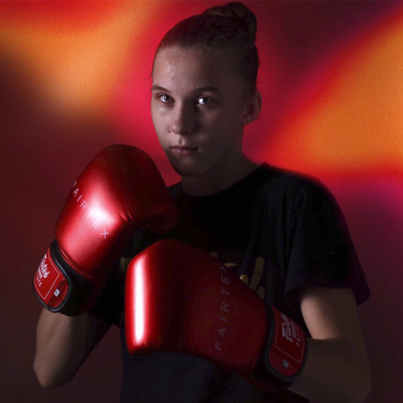 Боксерские перчатки Fairtex BGV22 Gloves 2020, профессиональные, красный – фото